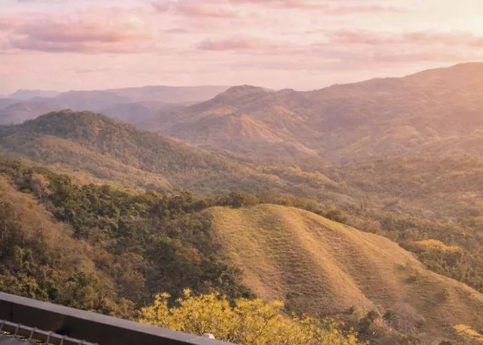 Hideaway 3 - Breakfast Provided&mountain View *